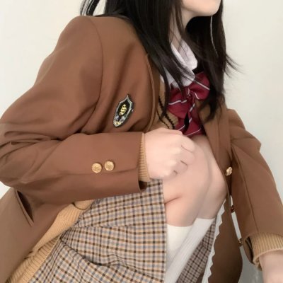 锦衣之下